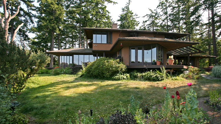 Waterfront Port Townsend - Your dream home in the heart of historic, Victorian, Port Townsend, Washington.