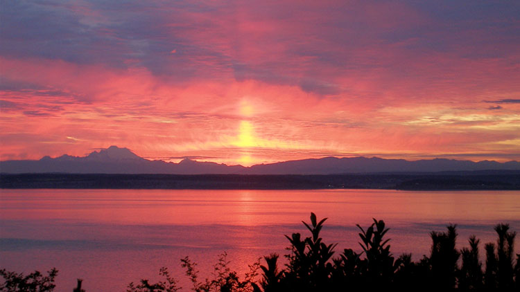 Waterfront Port Townsend - Your dream home in the heart of historic, Victorian, Port Townsend, Washington.